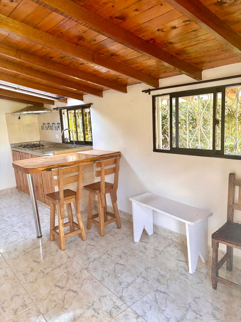 Foto 1 de 🏡 SE ALQUILA APARTAESTUDIO EN SANTA ELENA – VEREDA EL PLACER
